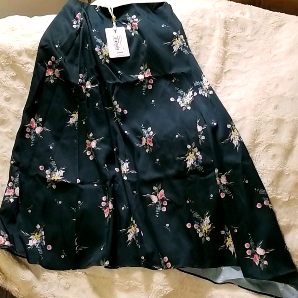 NWT Ted Baker ANABELL Dark Green Ted size 1 US 4